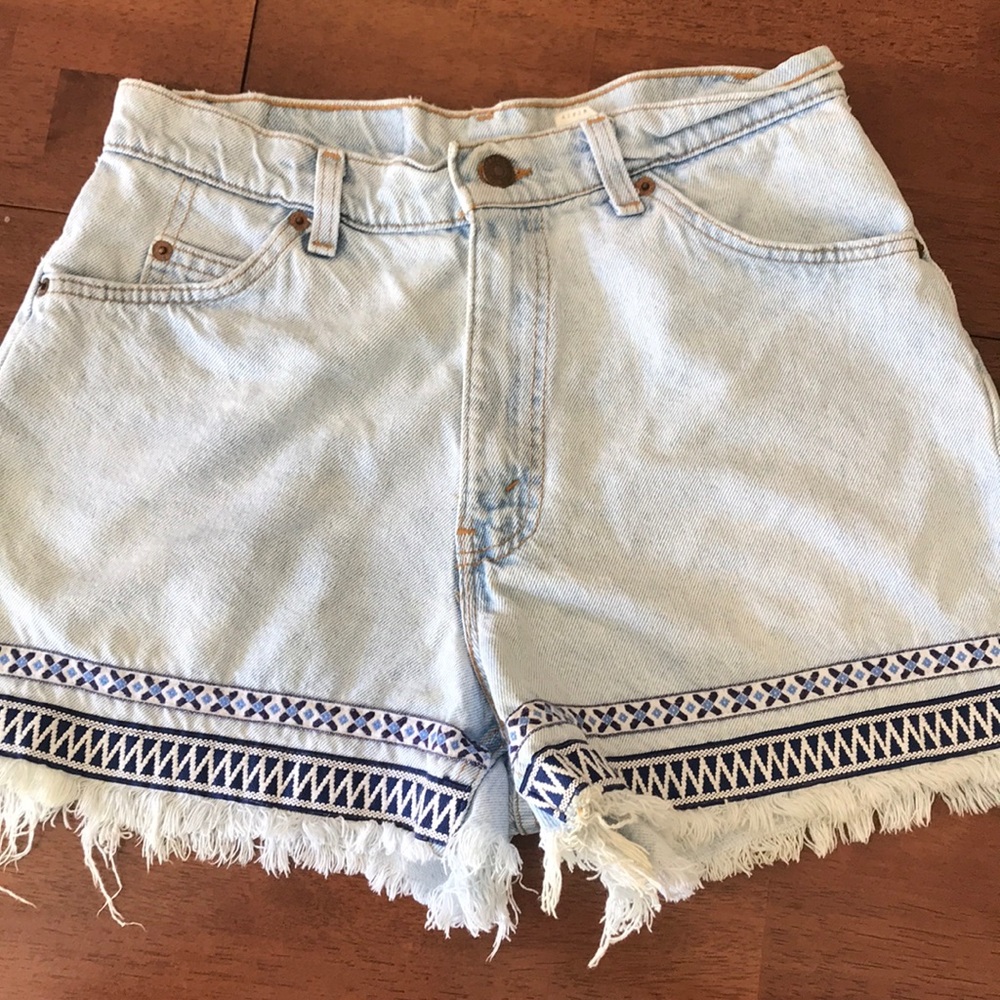 Vintage high waisted  Levi shorts